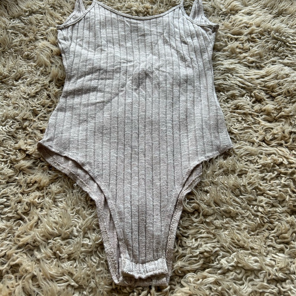 La Hearts Light Gray Ribbed Kids Bodysuit